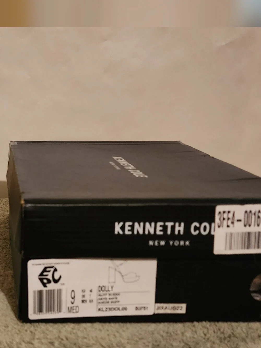 Kenneth Cole Bluff Suede Platform Sandals